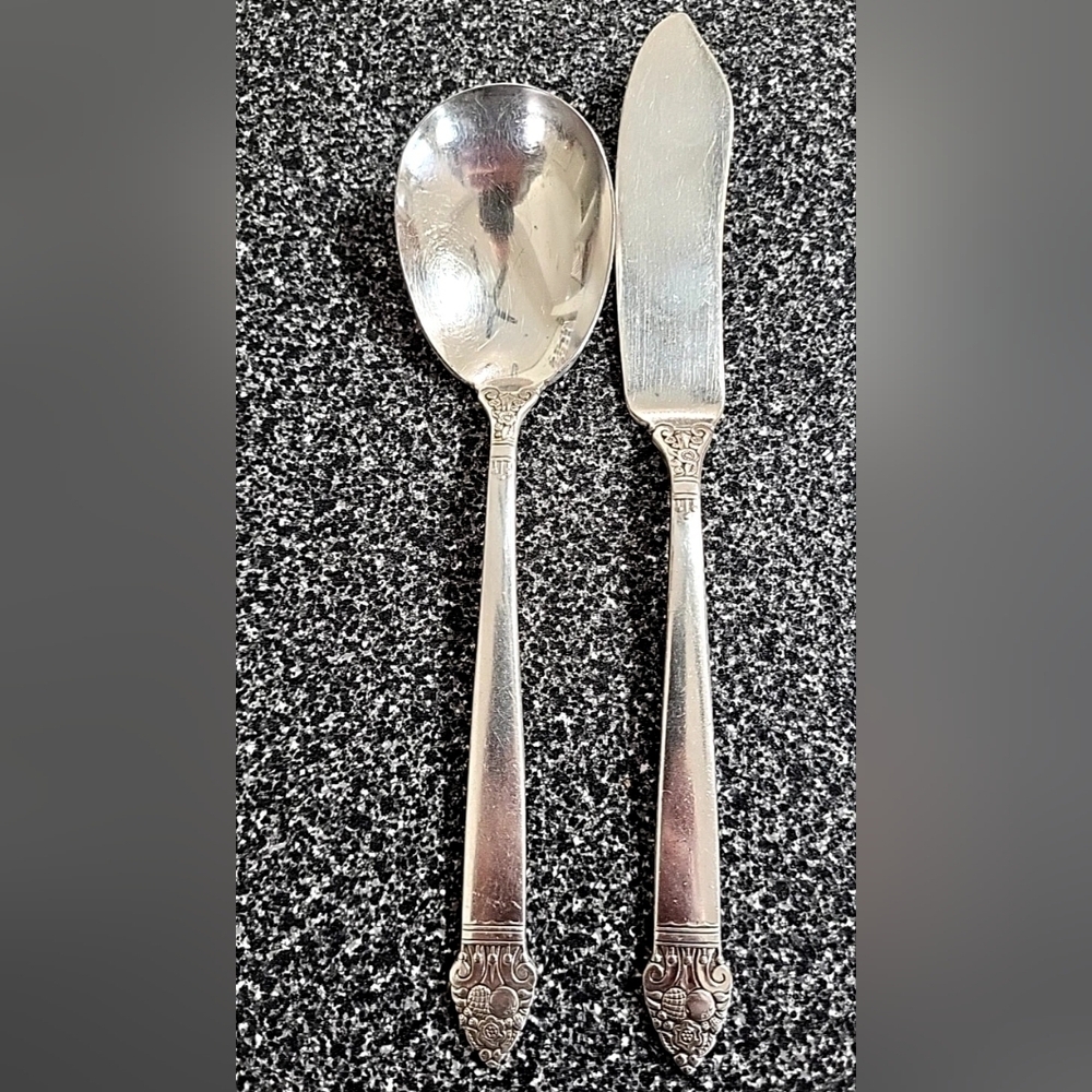 Oneida Community Plate King Cedric 1933 Sugar Spoon/Master Butter